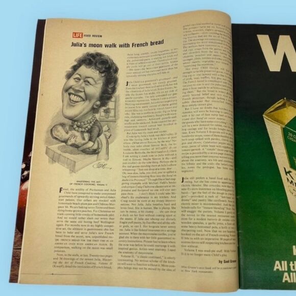 LIFE Magazine October 23, 1970 Look Out He’s Back - Picture 4 of 7